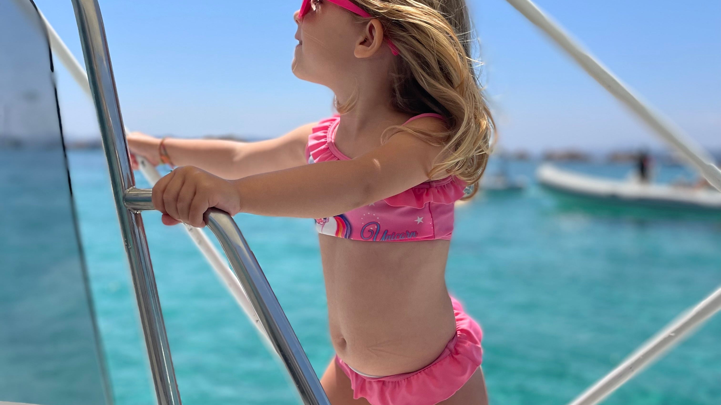 How to chose the perfect swimwear for kids